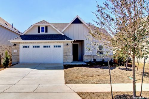 747 Navarro St, New Braunfels, TX, 78132-0192 | Card Image