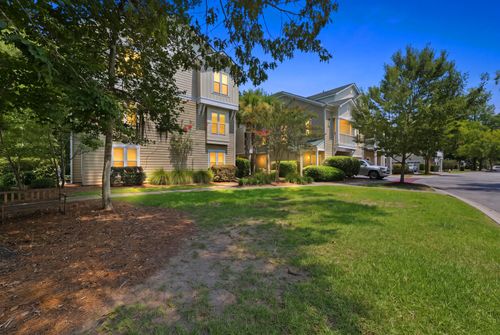 2323 Egret Crest Ln, Charleston, SC, 29414-6067 | Card Image