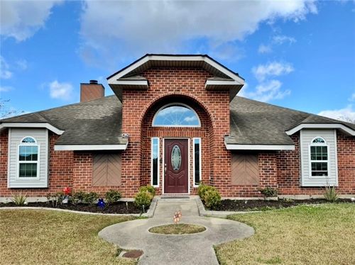 22 Gladiola Ct, Marrero, LA, 70072-2429 | Card Image