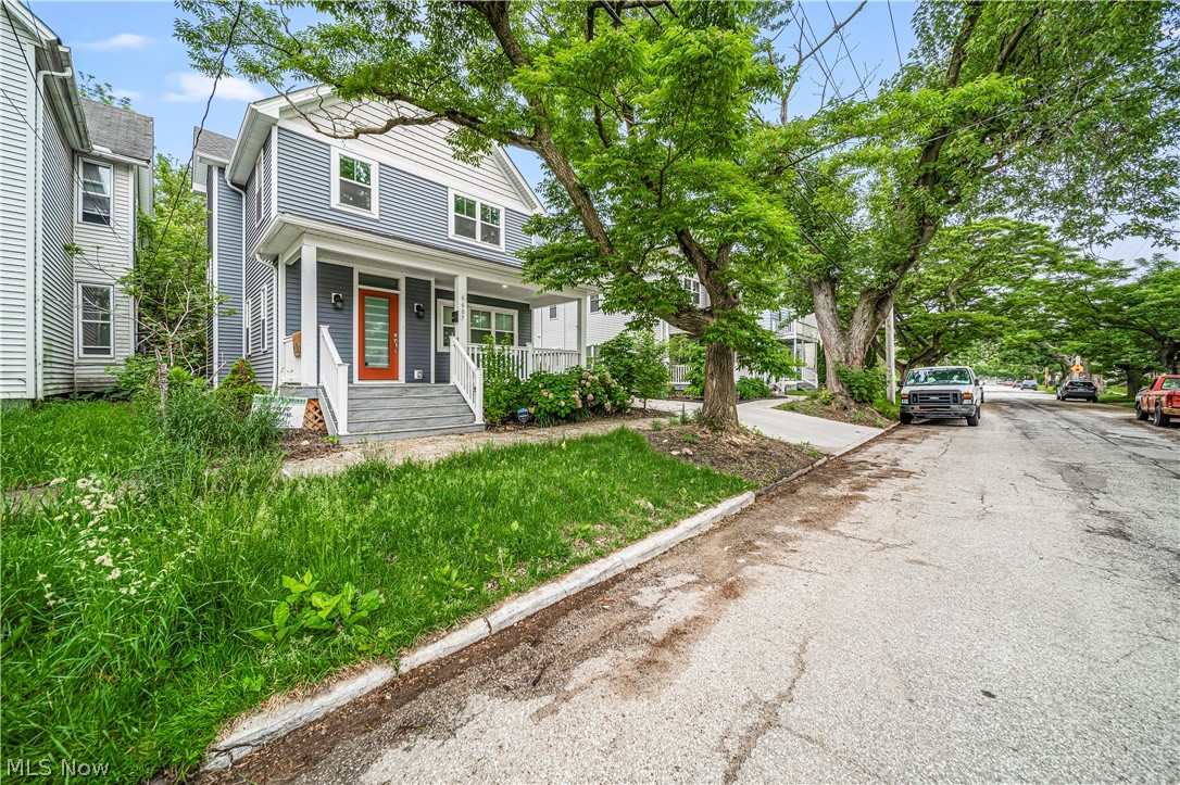 Wakefield Ave, Cleveland, OH 44102