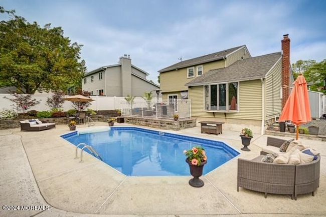 6 Convent Ct, House other with 3 bedrooms, 3 bathrooms and null parking in Hazlet NJ | Image 5