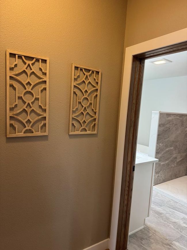 2414 Poplar Ave, Home with 6 bedrooms, 4 bathrooms and null parking in Duncombe IA | Image 35