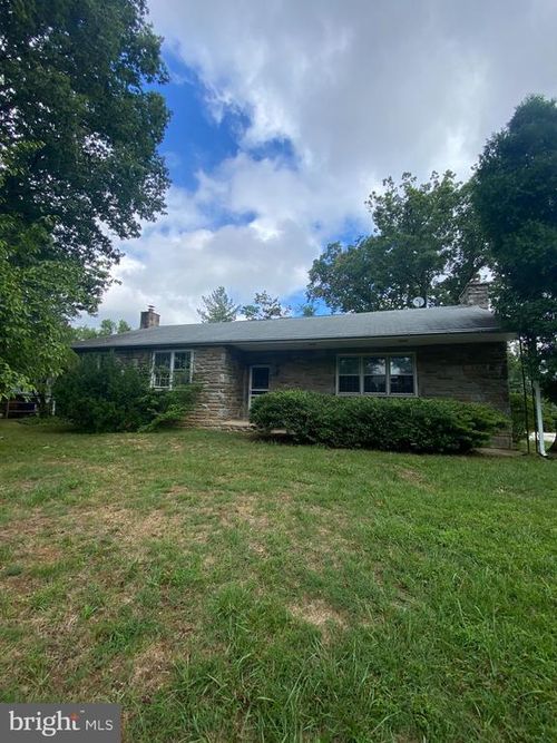 1002 Windsor Ave, DRESHER, PA, 19025-1737 | Card Image