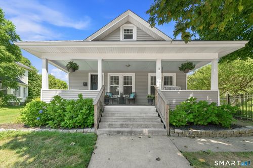 3 S Broad Street, Stonington, CT, 06379 | Card Image