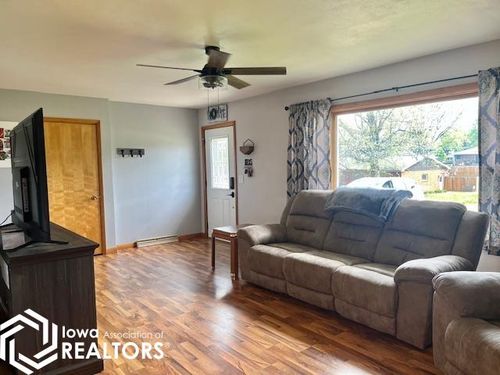 611 S Adams Pl, Mount Pleasant, IA, 52641-2534 | Card Image