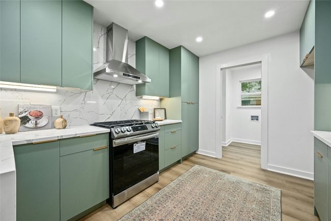 2114 Vanderbilt Ln, House other with 5 bedrooms, 3 bathrooms and 6 parking in Austin TX | Image 15