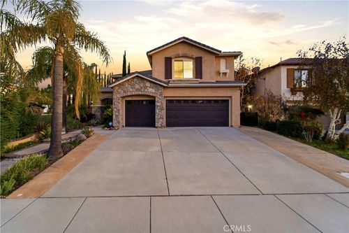 20300 Candice Ct, Canyon Country, CA, 91351-6939 | Card Image
