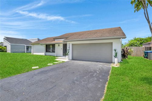 7381 Nw 35th Ct, Lauderhill, FL, 33319-4917 | Card Image