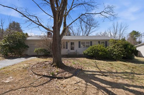 11 Thompson Avenue, Hooksett, NH, 03106 | Card Image