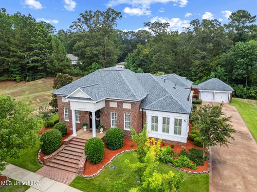 113 Hastings Ave, Brandon, MS, 39042-7012 | Card Image