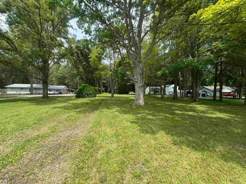 6630 Holland Rd, Clay, MI, 48001-3710 | Card Image