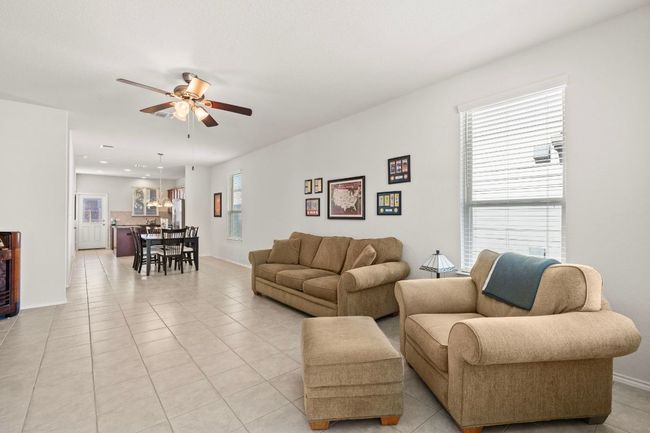 612 Reinhardt Blvd, House other with 3 bedrooms, 2 bathrooms and 2 parking in Georgetown TX | Image 4