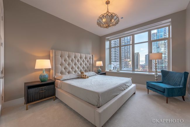 15AA - 118 E Erie St, Condo with 2 bedrooms, 3 bathrooms and 1 parking in Chicago IL | Image 26