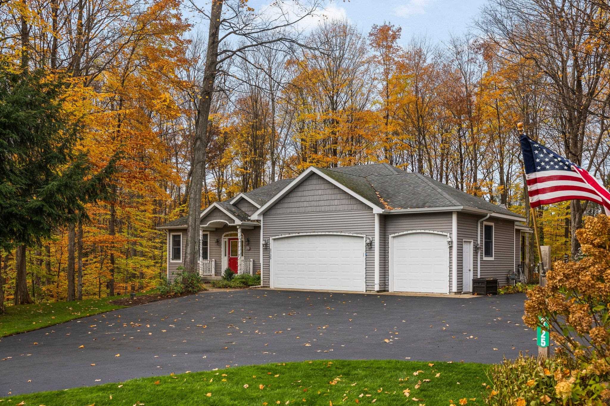 Blue Meadow Dr, Traverse City, MI 49685