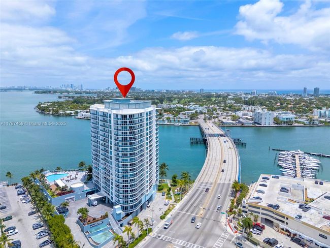 APT-1002 - 1881 79 Th Street Cswy, Condo with 2 bedrooms, 3 bathrooms and null parking in North Bay Village FL | Image 36