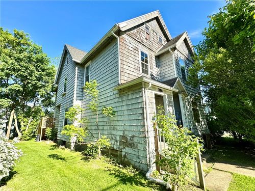 200 Oakwood Ave, Elmira Hts, NY, 14903-1615 | Card Image