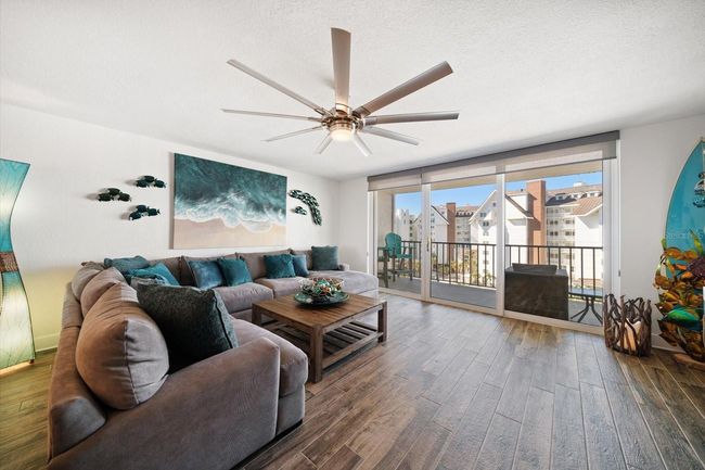 APT-504S - 1591 Gulf Blvd, Condo with 2 bedrooms, 2 bathrooms and null parking in CLEARWATER BEACH FL | Image 7