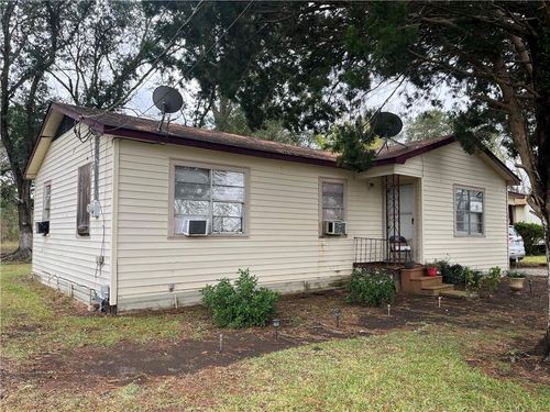 134 Alvin St, Napoleonville, LA, 70390-8909 | Card Image