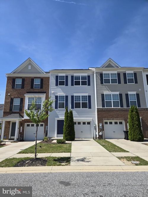 7720 Village Park Dr, DUNDALK, MD, 21222-2884 | Card Image