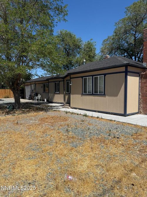 920 Montello St, Reno, NV, 89512-2940 | Card Image