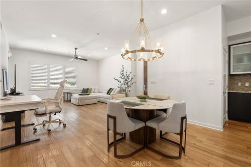 102-21 Gramercy, Irvine, CA, 92612-0008 | Card Image