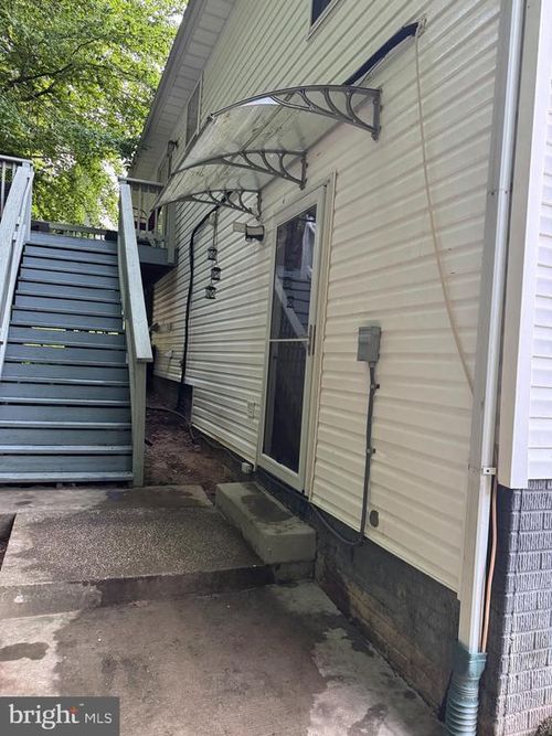 basement-apartment-76 Cherry Laurel Drive, FREDERICKSBURG, VA, 22405 | Card Image