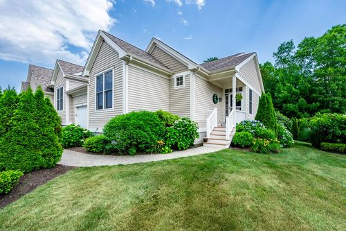72 Grey Hawk Dr, Mashpee, MA, 02649-4420 | Card Image