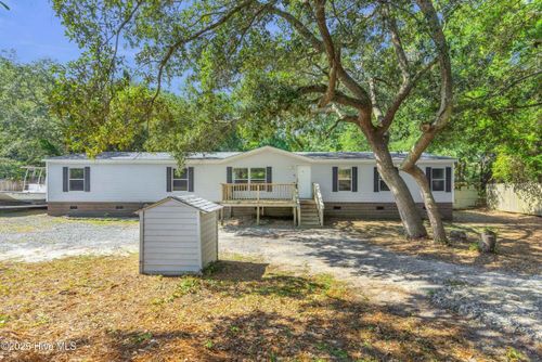 122 Heathcliff Rd, Wilmington, NC, 28409-4610 | Card Image