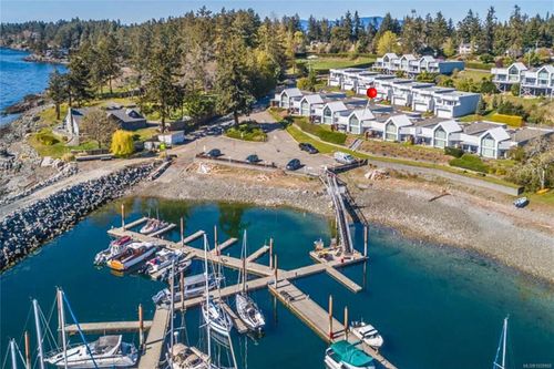 4-1600 Brynmarl Rd, Nanoose Bay, BC, V9P9E1 | Card Image
