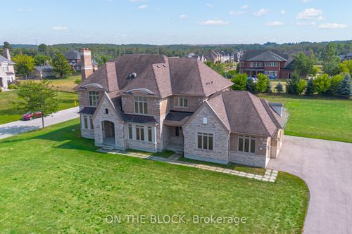 24 Whitewood Dr, Stouffville, ON, L4A1R9 | Card Image