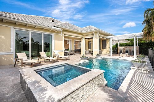 3208 Kumamoto Ln, NAPLES, FL, 34114-0893 | Card Image