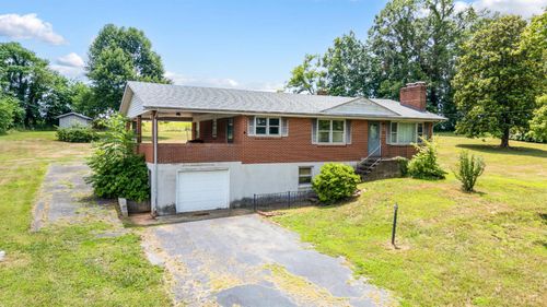 606 Spring St, Hurt, VA, 24563-2219 | Card Image