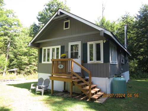 370 Hemlock Drive, Gilmanton, NH, 03237 | Card Image