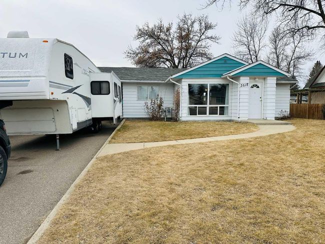 5618 52 St, House other with 4 bedrooms, 2 bathrooms and 1 parking in Taber AB | Image 43