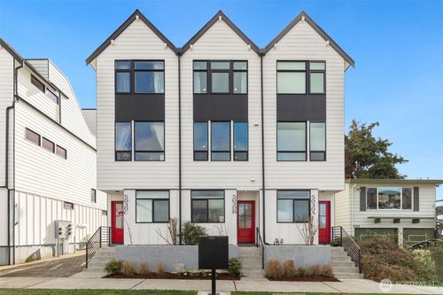 b-5030 Sand Point Pl Ne, Seattle, WA, 98105-2912 | Card Image