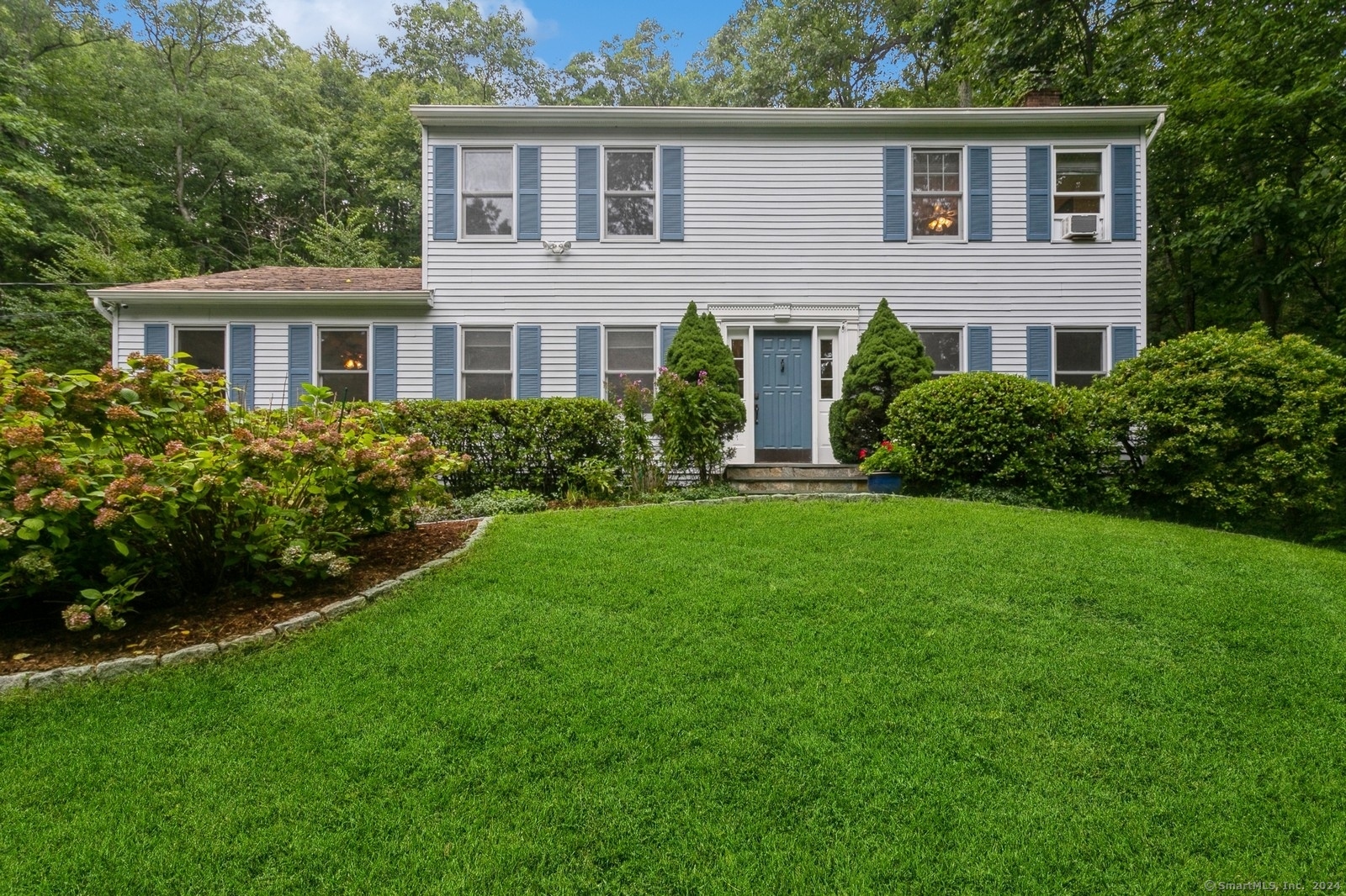 Swamp Rd, Newtown, CT 06470