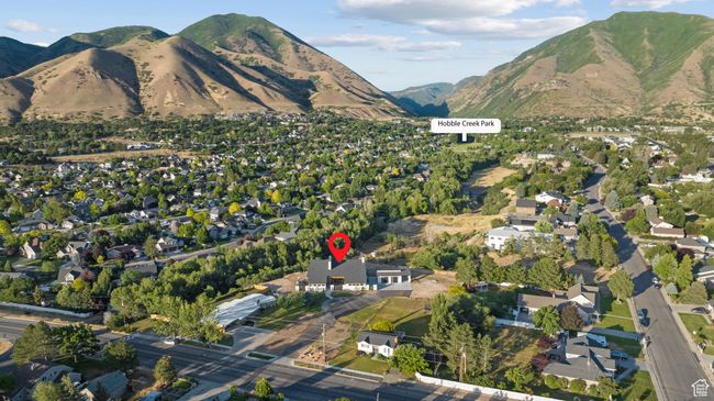 View of mountain background with nearby suburban area | Image 100