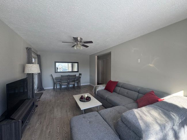 5214 45 St, House other with 3 bedrooms, 2 bathrooms and 4 parking in Camrose AB | Image 9