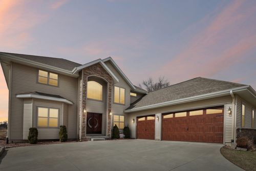 2820 Bluebird Dr, PORTAGE, WI, 53901-3426 | Card Image