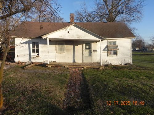 112 S Columbia St, CENTRALIA, MO, 65240-1424 | Card Image