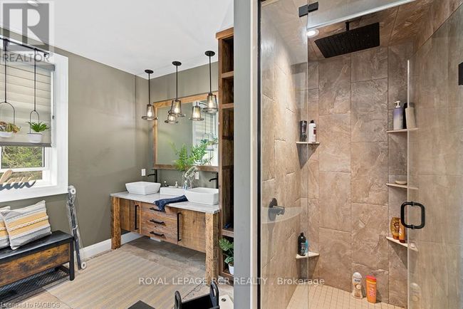 408082 Grey Road 4, House other with 3 bedrooms, 3 bathrooms and 13 parking in Maxwell ON | Image 15