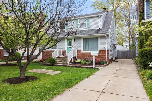 45 E 219th St, Euclid, OH, 44123-1101 | Card Image