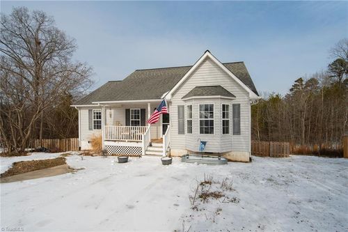 105 Cloverfield Ct, Winston-Salem, NC, 27127-9756 | Card Image