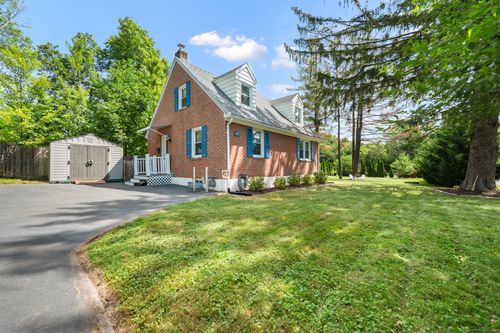 10 Harding Ave, Newington, CT, 06111-1915 | Card Image