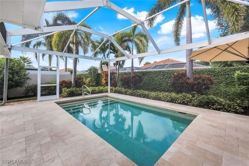 4155 Saint George Ln, NAPLES, FL, 34119-7505 | Card Image
