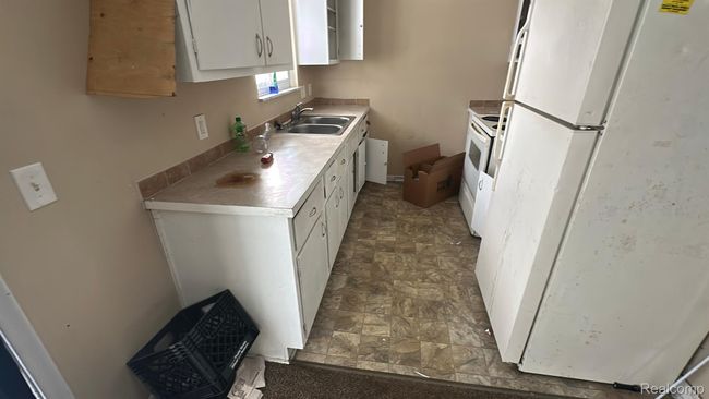 3502 Ridgecliffe Dr, Home with 0 bedrooms, 2 bathrooms and 2 parking in Flint MI | Image 10