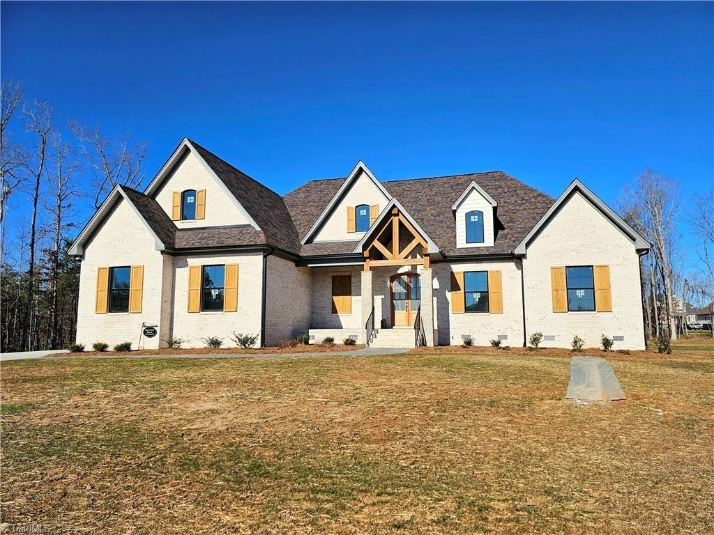 Braelands Dr, Summerfield, NC 27358