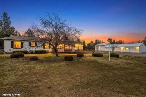 6983 Sw Mustang Rd, Terrebonne, OR, 97760-7661 | Card Image