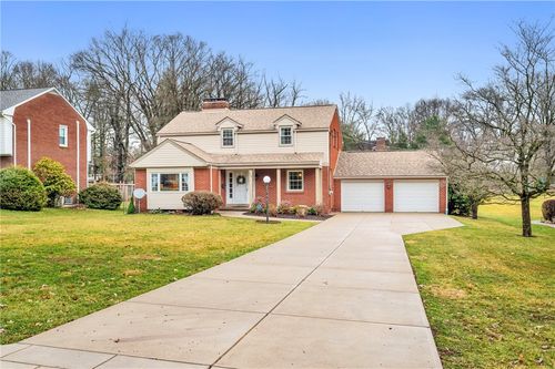 758 14th St, Oakmont, PA, 15139-1010 | Card Image