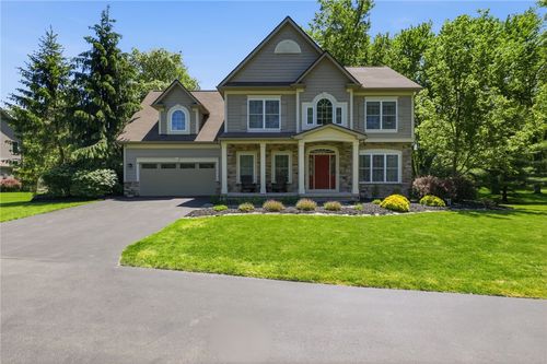 6 Fernstone Ln, Penfield, NY, 14526-1076 | Card Image